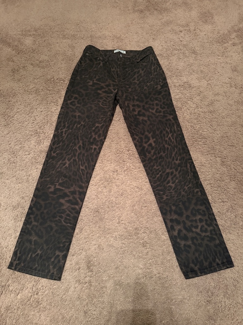Abercrombie & Fitch Mid Rise 90's Straight Jeans - Brown & Black Leopard